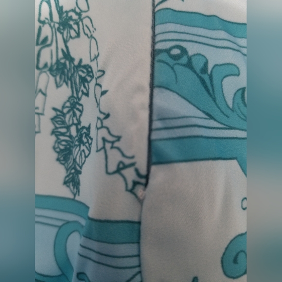 NWT Multi Blue and White Satin Stretch Midi Dress Size Large - Picture 8 of 8